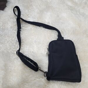 Inicat Black Crossbody Bag